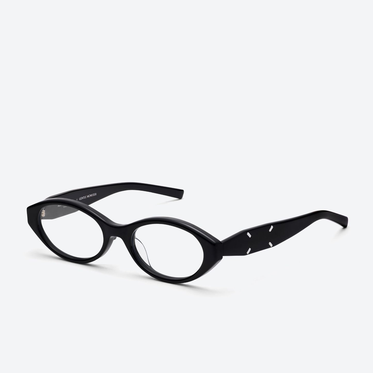 Maison Margiela – MM209 01 Black / Clear