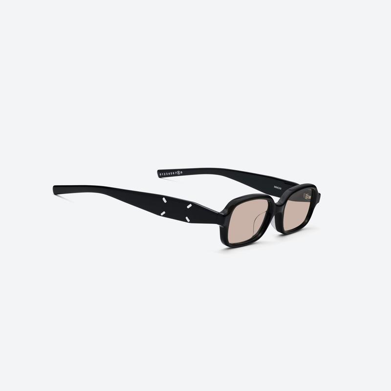 Maison Margiela – MM210 01(BR) Black / Brown
