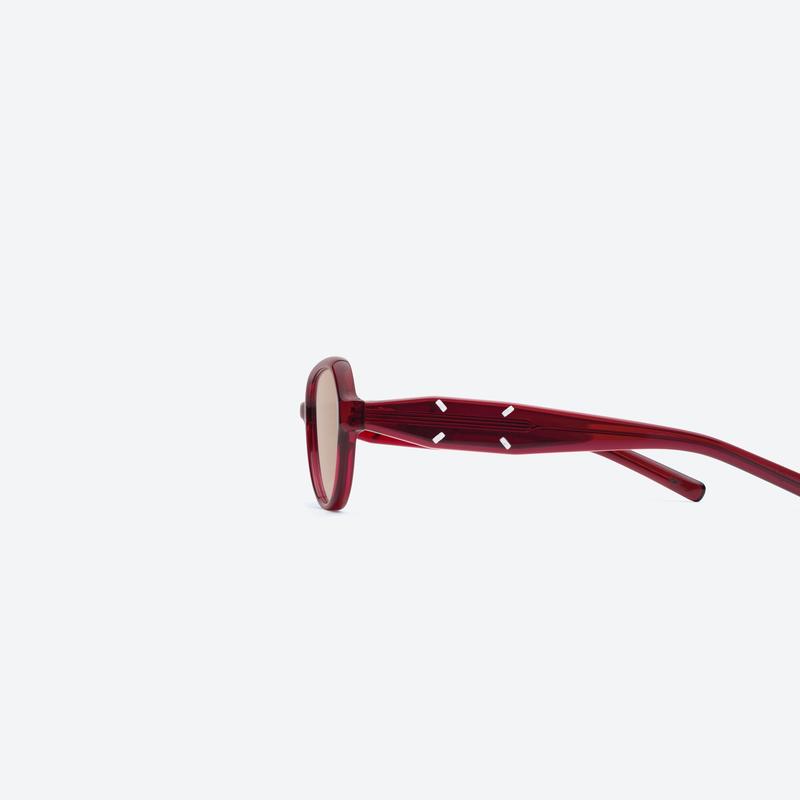 Maison Margiela – MM211 RC7(BR) Red / Brown