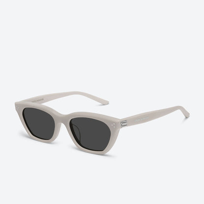 Gisele IV3 Ivory / Black