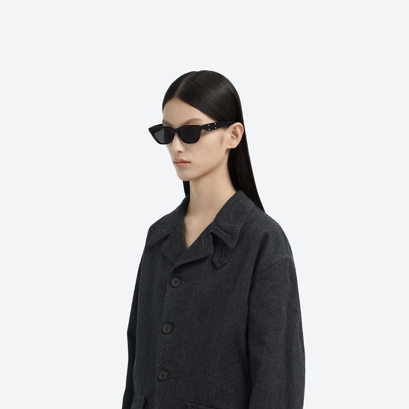 Maison Margiela – MM208 01 Black / Gray