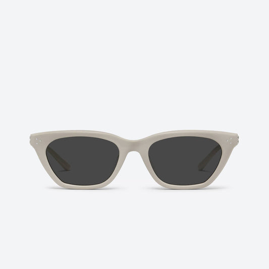 Gisele IV3 Ivory / Black